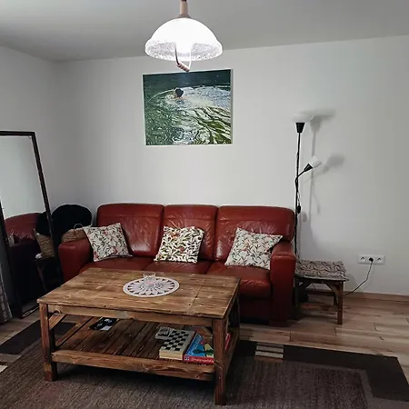 Mk Hron Apartment Podbrezova